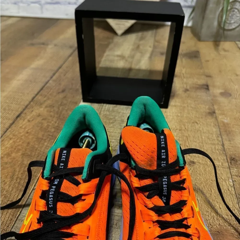 Nike Men's Air Zoom Pegasus 38 - DM9052 800 - Hyper Crimson / Yellow - Size 8.5